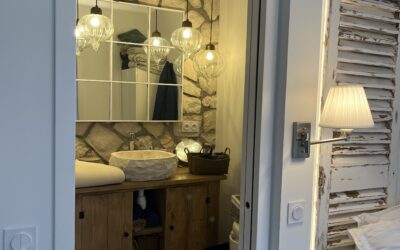 Entrée salle de bain rénovée Peillon