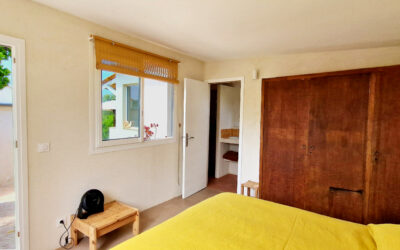 Rénovation chambre 2e studio Villa Soleia par Yunta Genèse